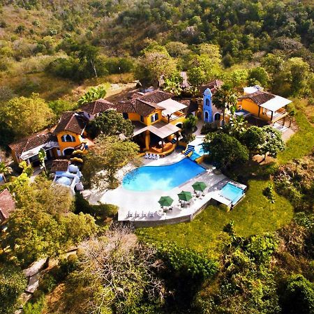 Mantaraya Lodge Puerto López Екстериор снимка