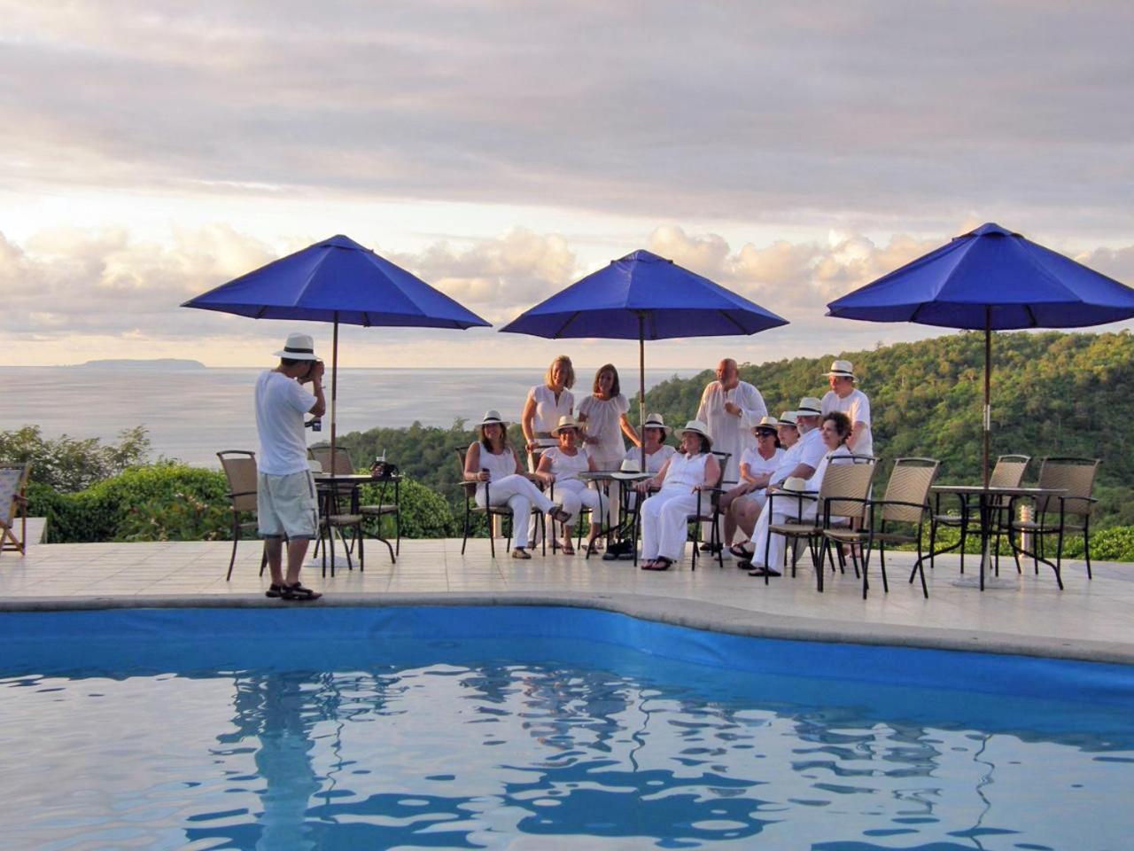 Mantaraya Lodge Puerto López Екстериор снимка