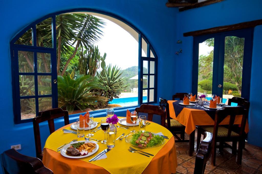 Mantaraya Lodge Puerto López Екстериор снимка