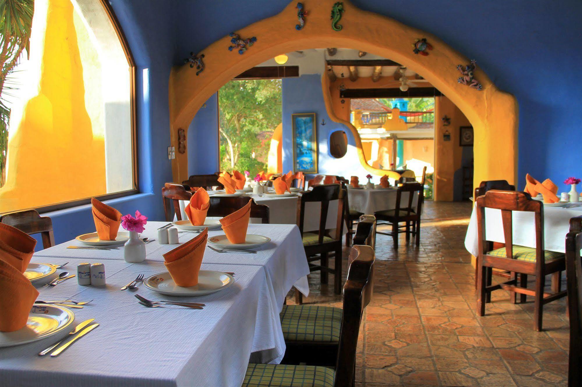 Mantaraya Lodge Puerto López Екстериор снимка