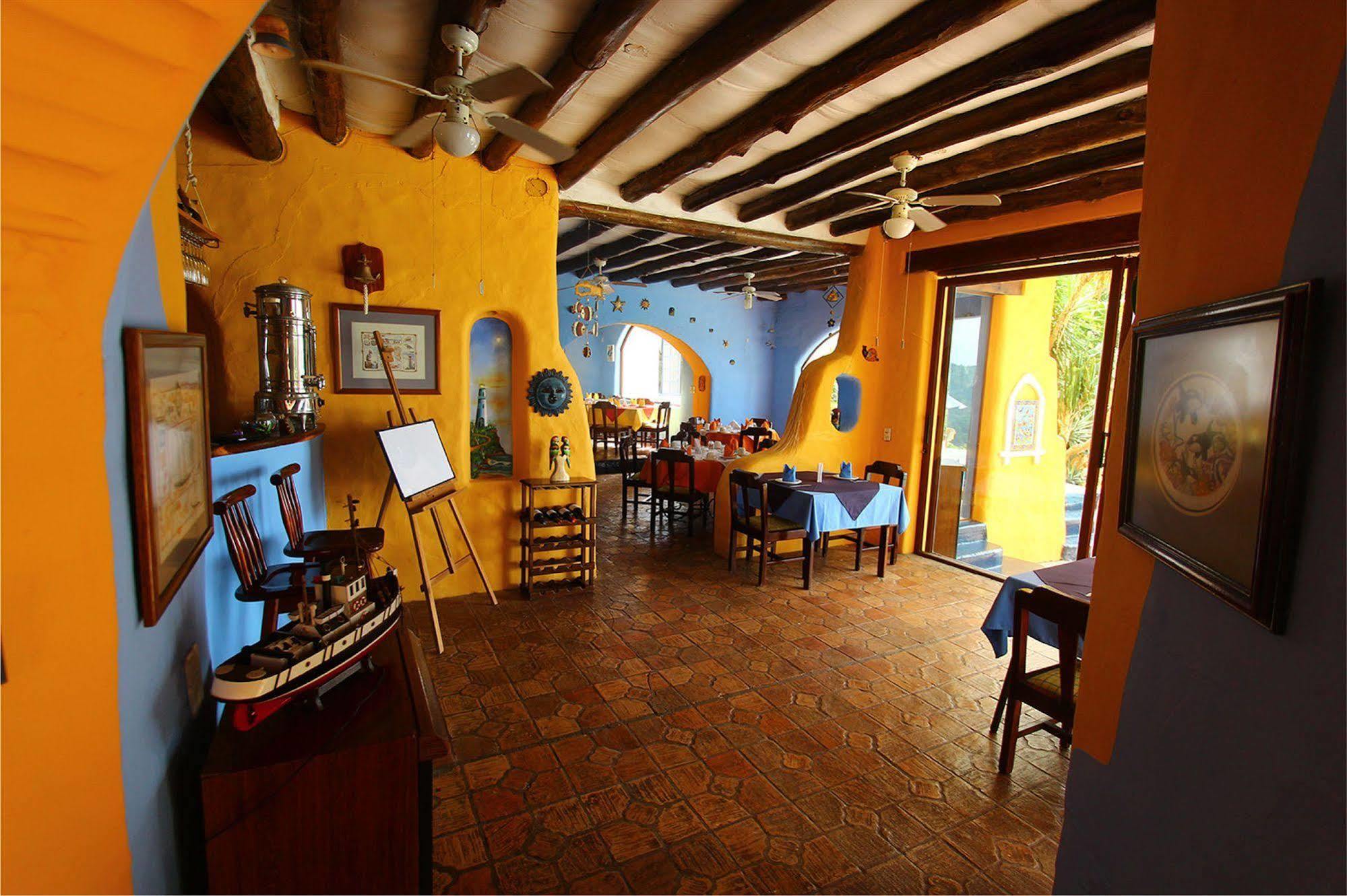 Mantaraya Lodge Puerto López Екстериор снимка