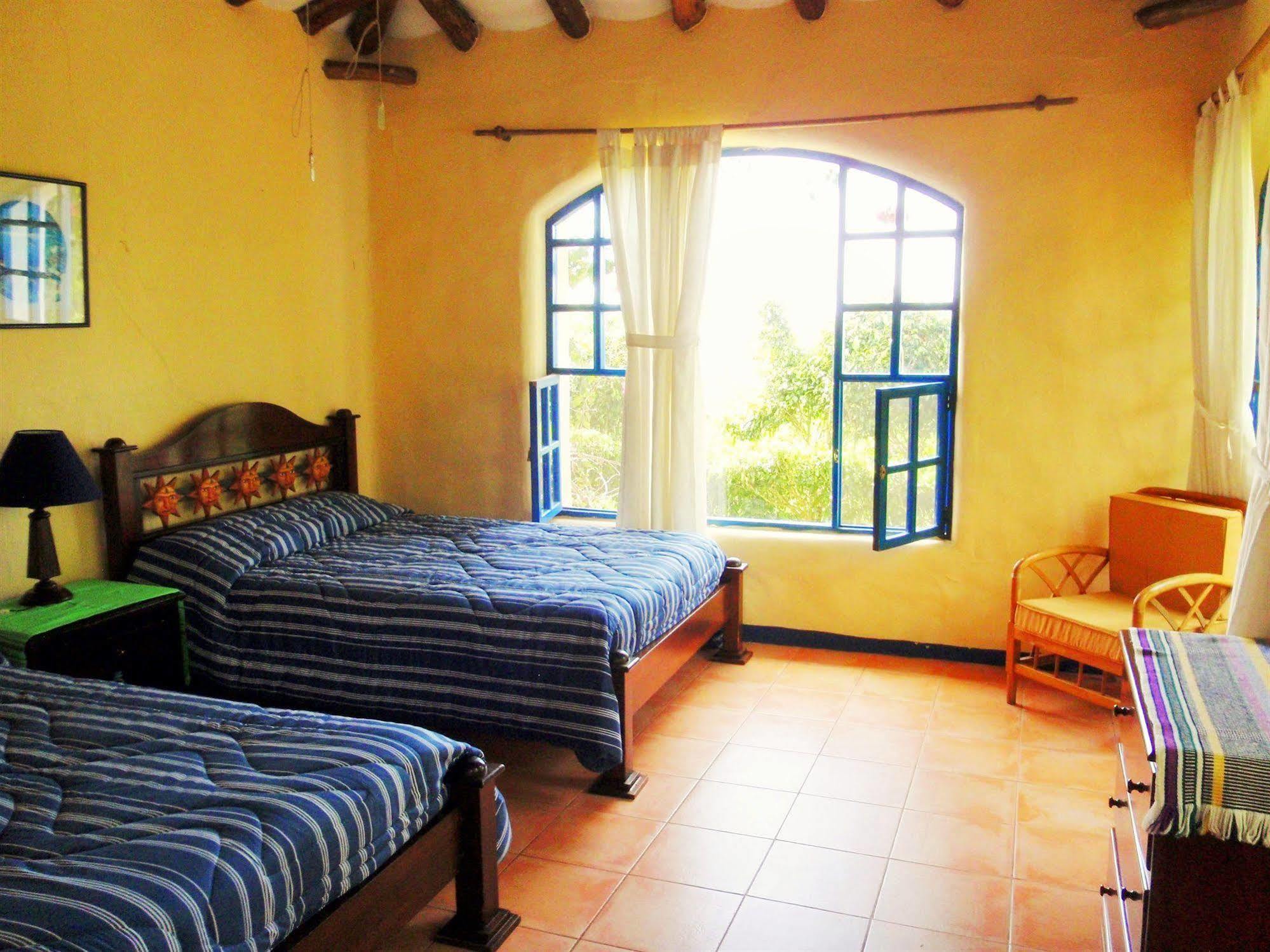 Mantaraya Lodge Puerto López Екстериор снимка