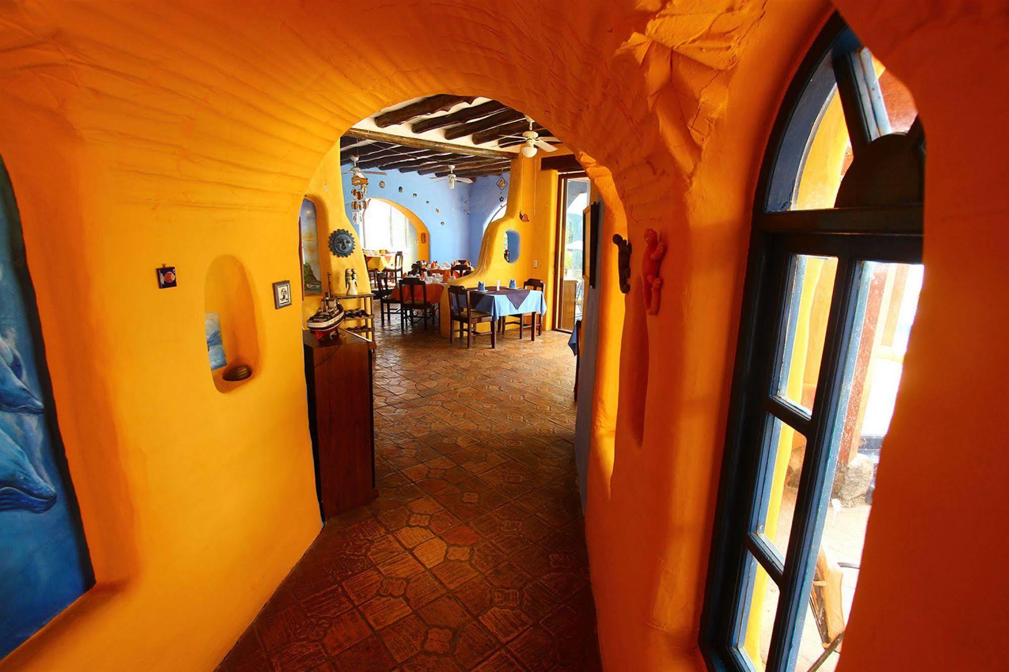 Mantaraya Lodge Puerto López Екстериор снимка